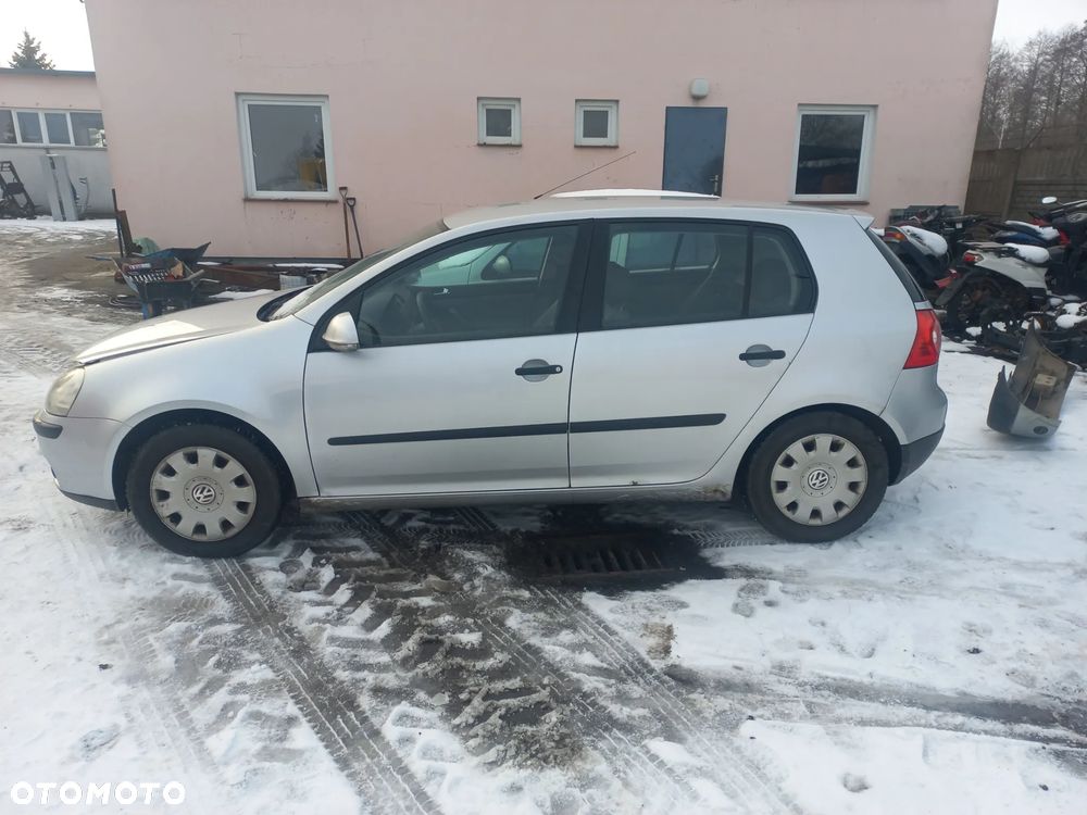 Vw Golf V 1.4 16V 04r wszystkie części maska drzwi