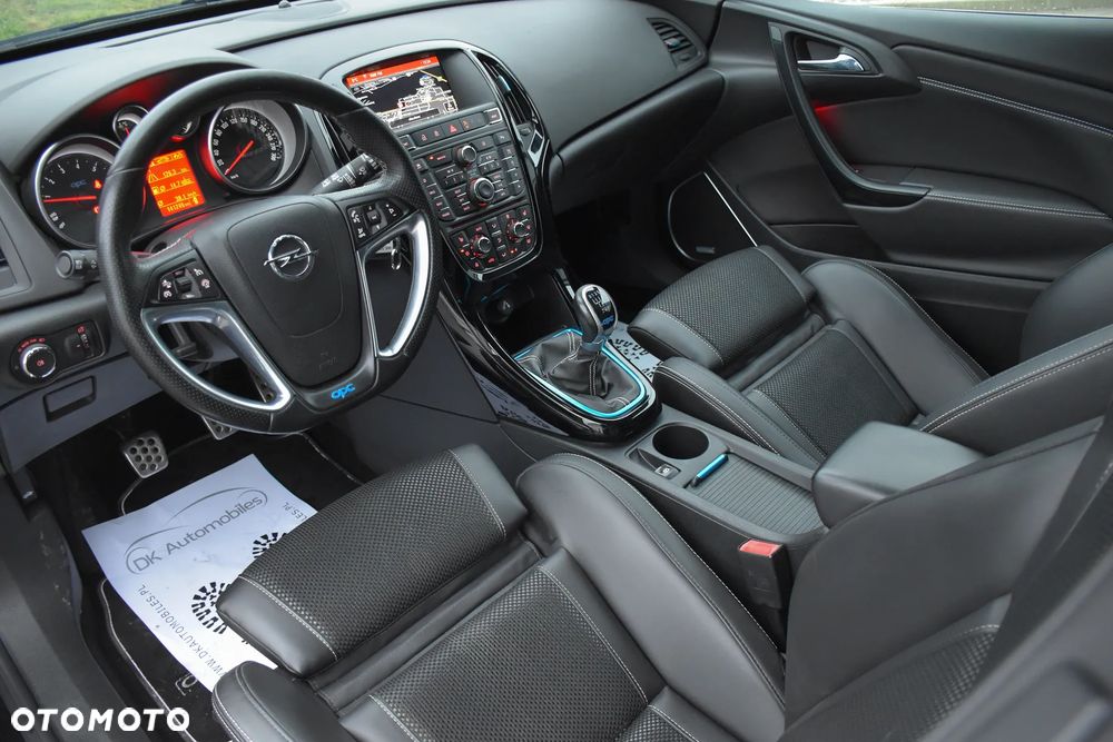 Opel Astra OPC Start/Stop - 19