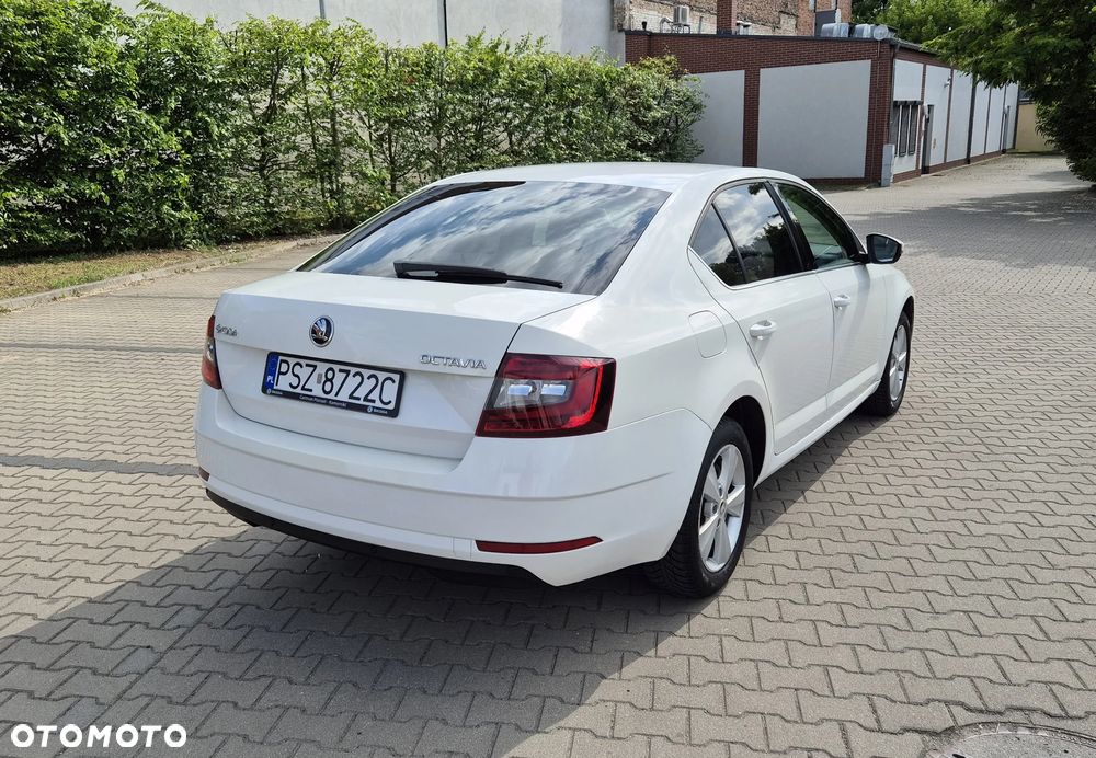 Skoda Octavia 1.4 TSI Joy DSG - 4