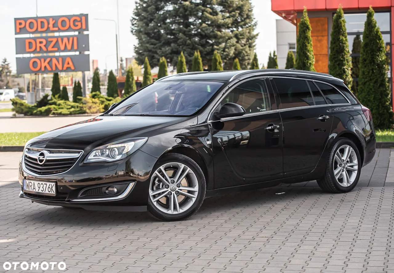 Opel Insignia 2.0 SIDI Turbo 4x4 Sports Tourer - 11