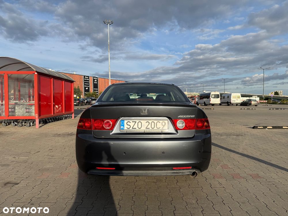 Honda Accord 2.0 Comfort - 5