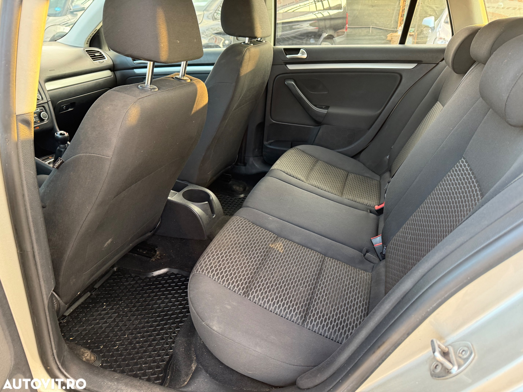 Volkswagen Golf Variant 1.6 TDI DPF Trendline - 24