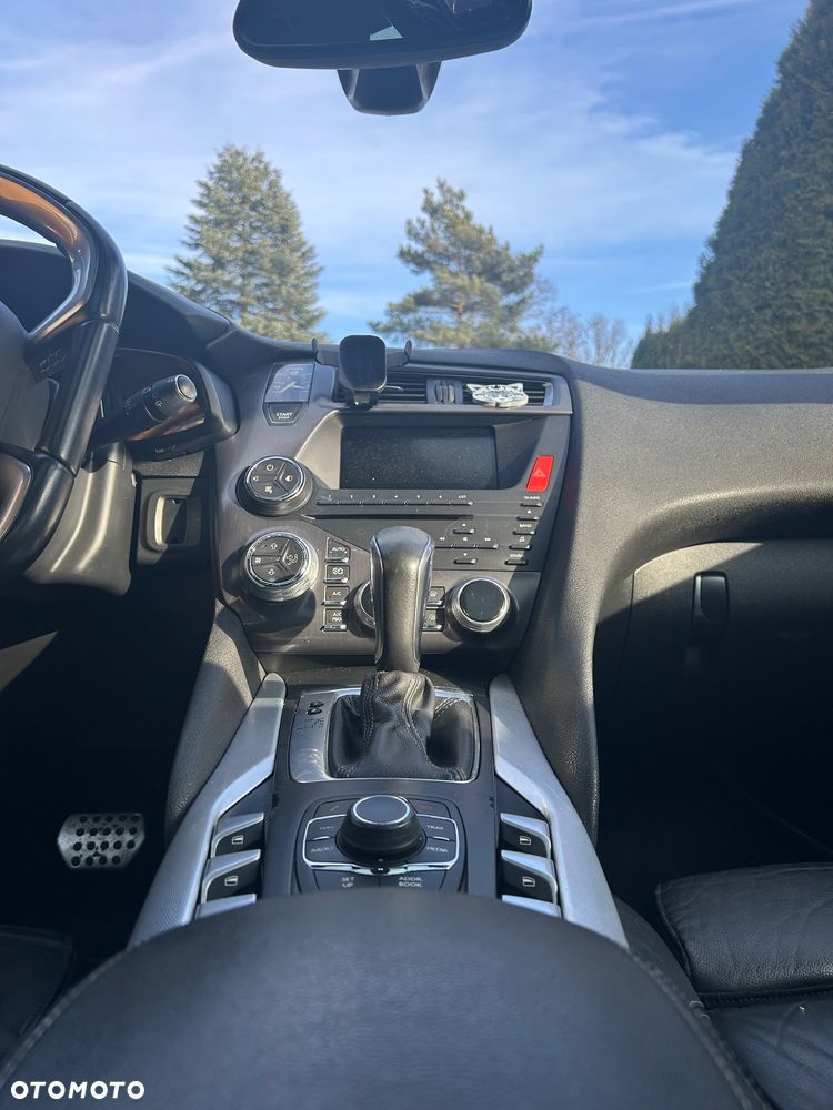 DS Automobiles DS 5 - 12