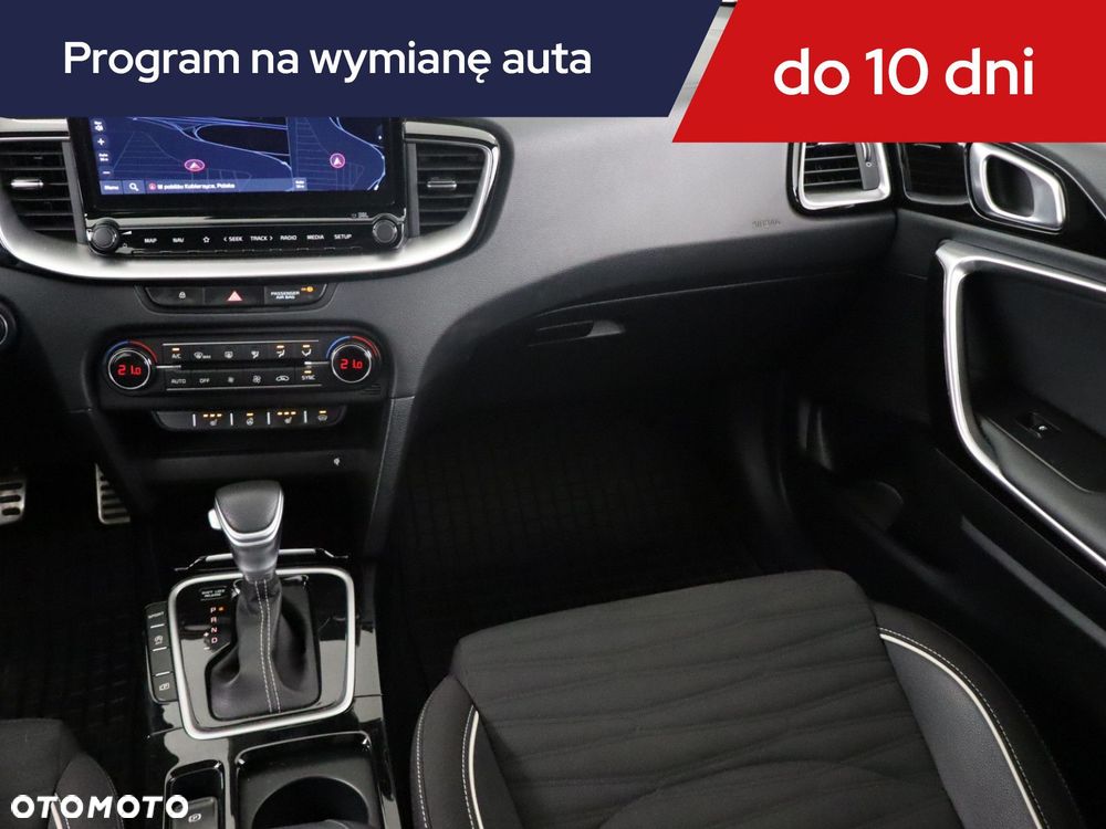 Kia ProCeed - 10