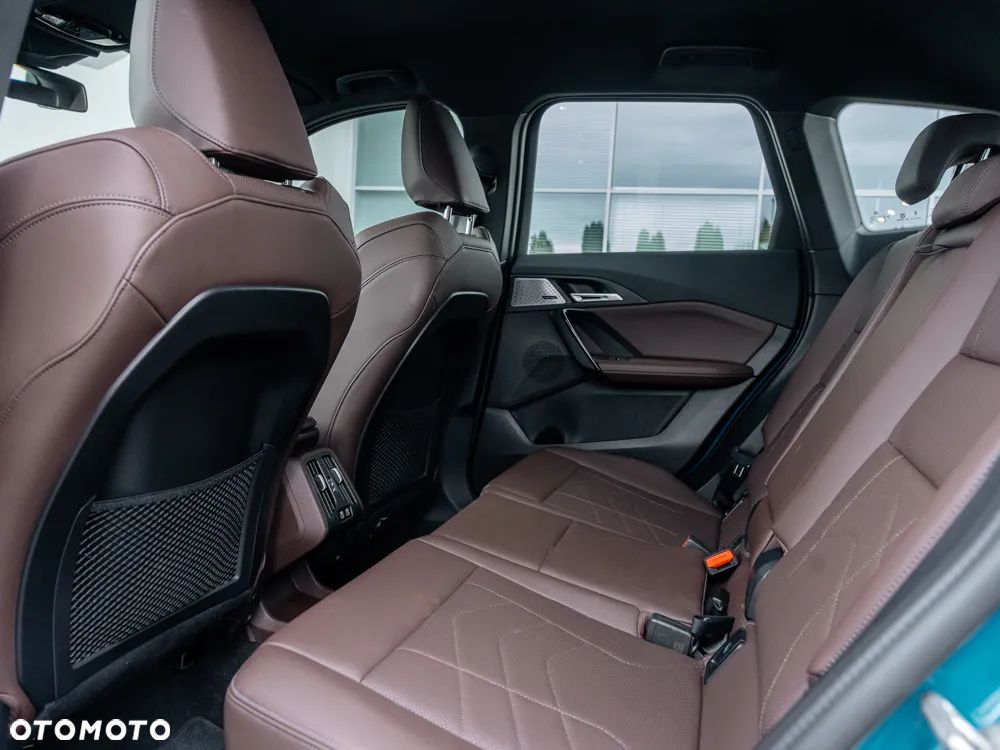 BMW X1 sDrive18i - 12