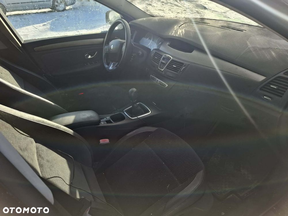 Renault Laguna III 2.0 DCI - 5