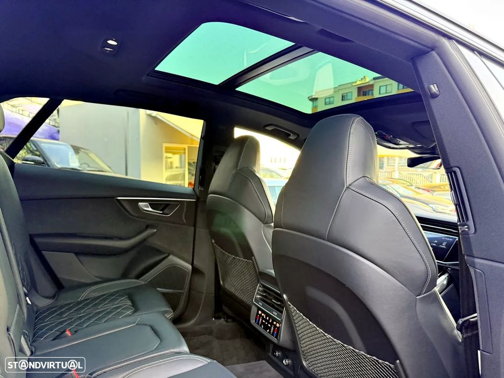 Audi SQ8 S TFSI quattro tiptronic - 38