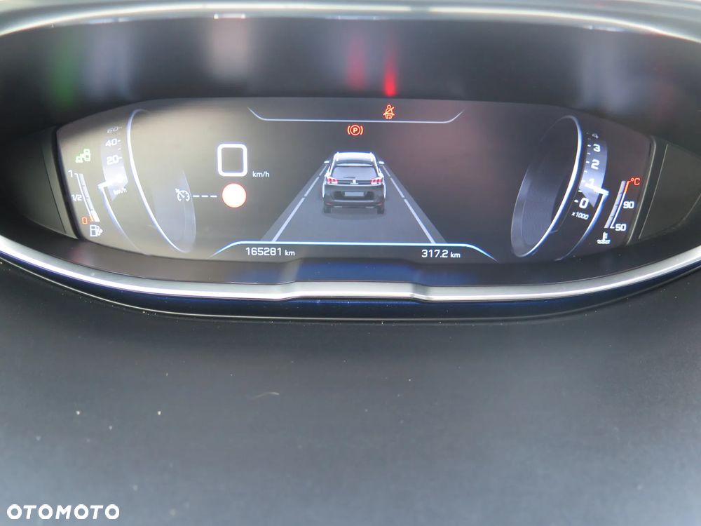 Peugeot 5008 1.5 BlueHDi Allure S&S - 19