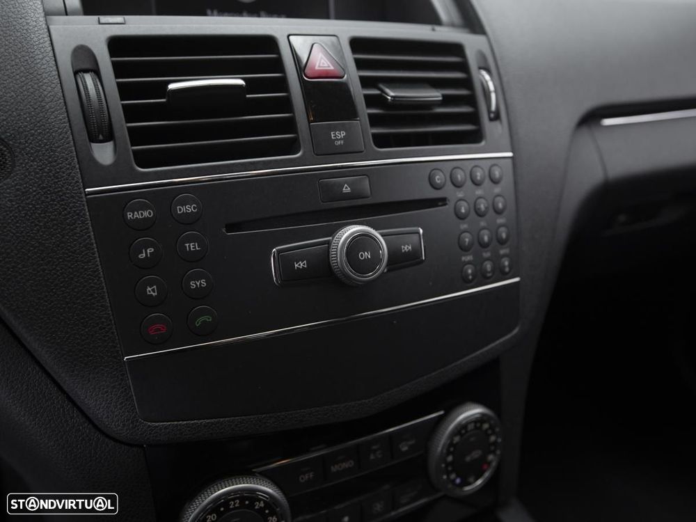 Mercedes-Benz C 200 - 17