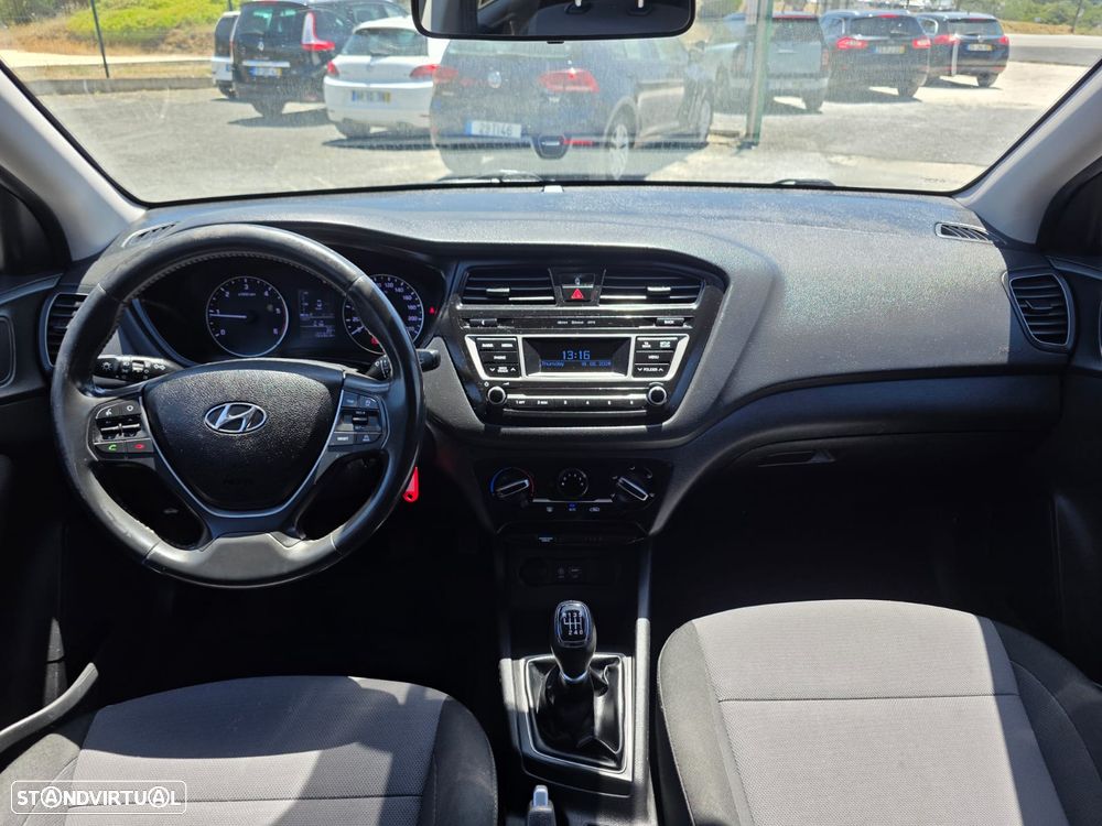 Hyundai i20 1.1 CRDi Comfort+Pack Look+JLL16 - 16