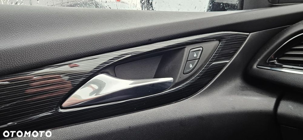 Opel Insignia - 19