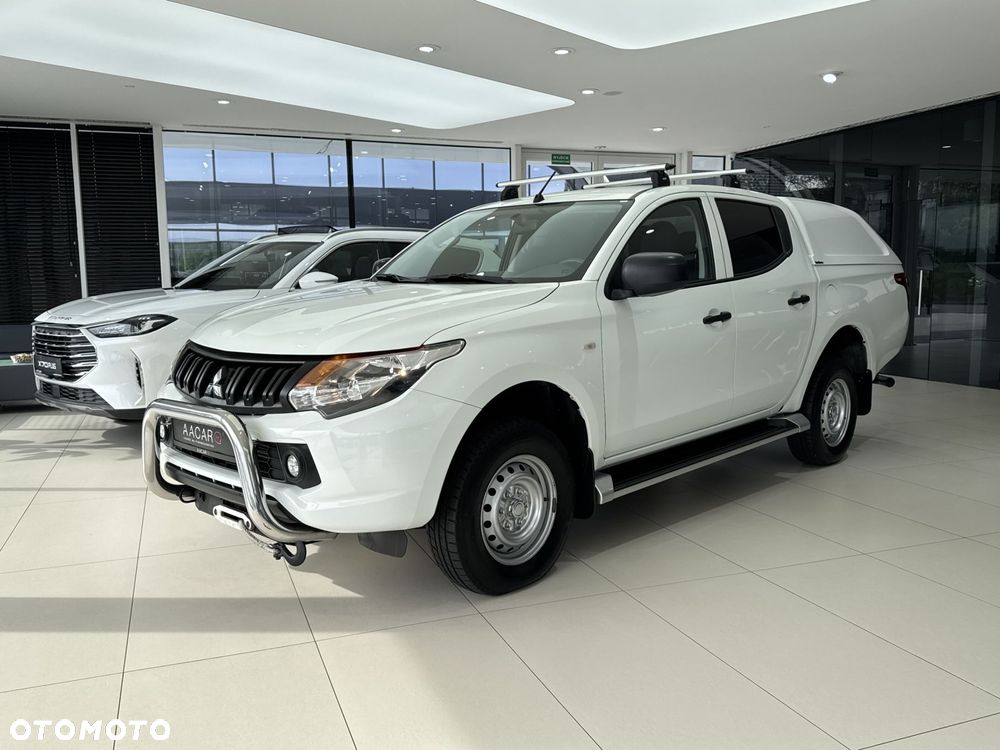 Mitsubishi L200 2.4 d DC Invite EU6 - 2