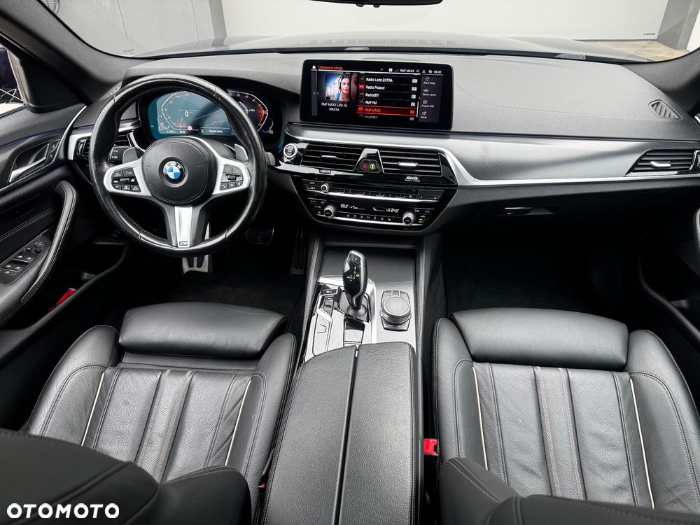 BMW Seria 5 540d xDrive mHEV M Sport sport - 18