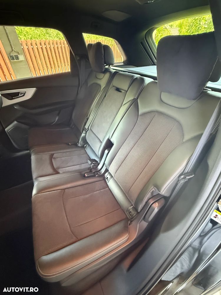 Audi Q7 - 40