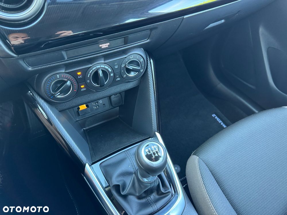 Mazda 2 SKYACTIV-G 90 White Edition - 32