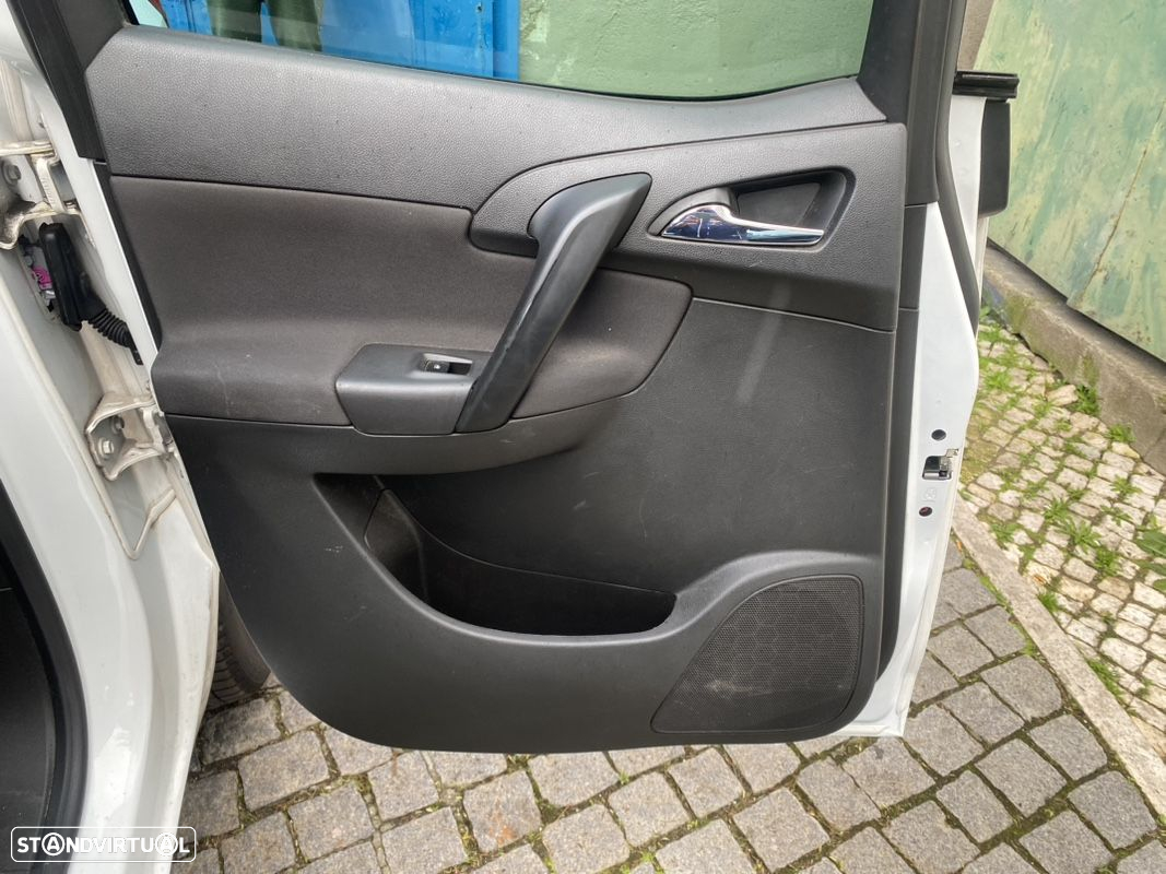 Opel Meriva 1.4 T FlexFuel - 15
