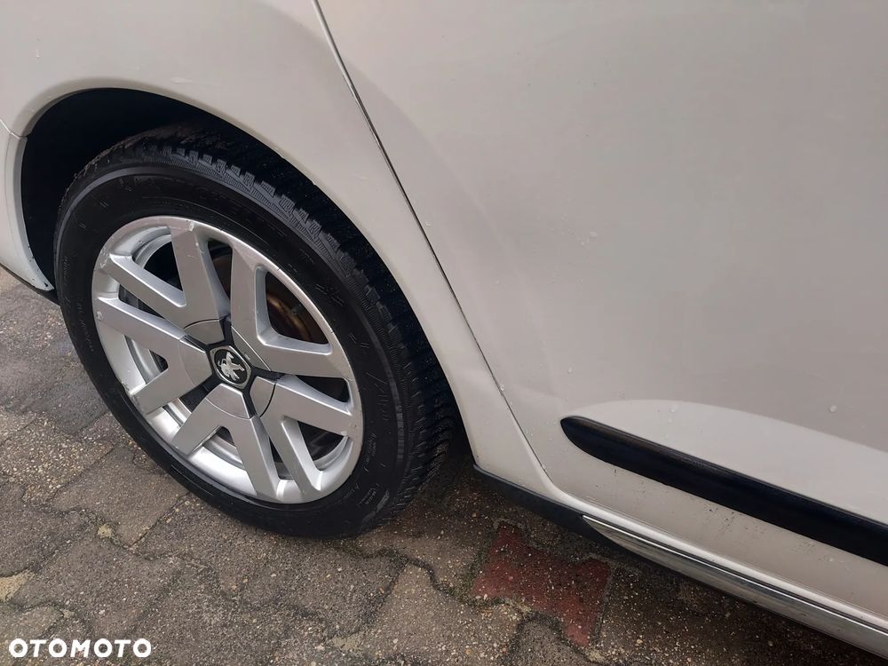 Peugeot 3008 Hybrid4 - 21