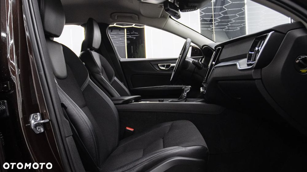 Volvo V60 - 17