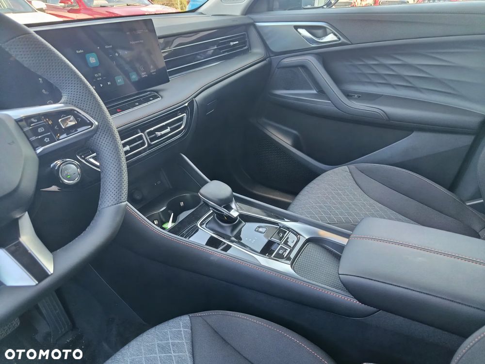 MG HS 1.5 T-GDI Excite DCT - 13