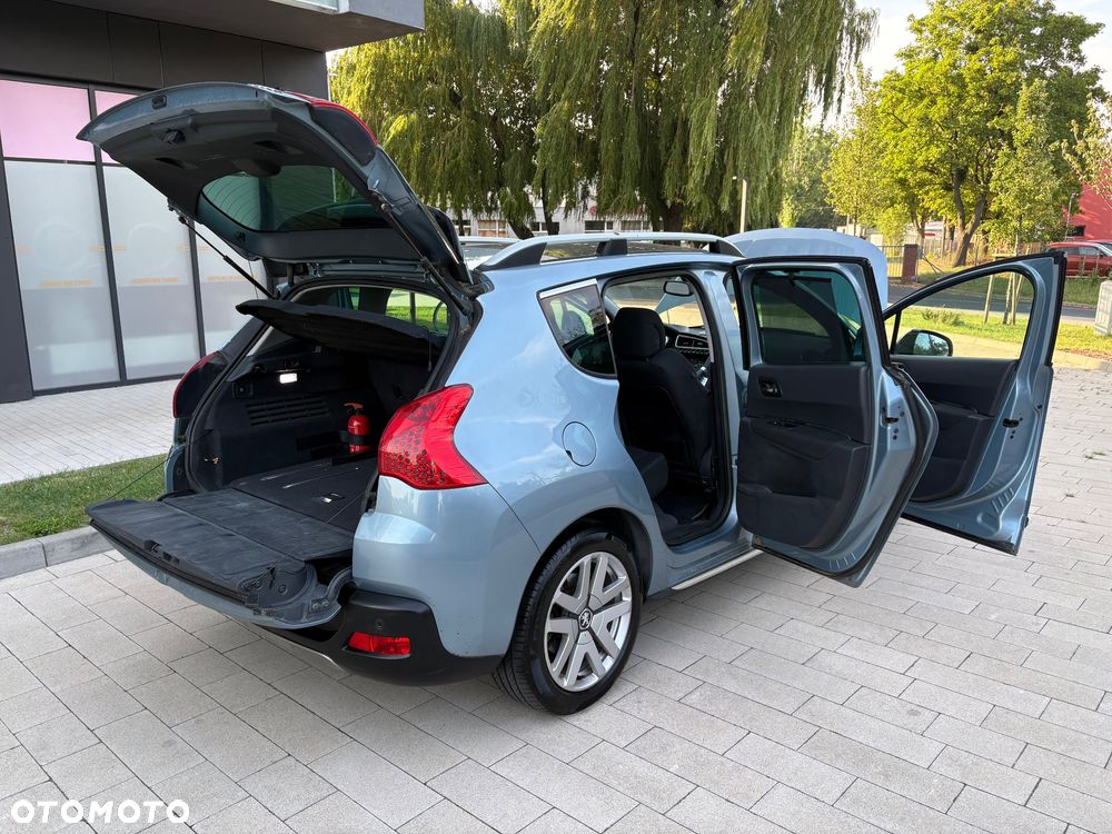 Peugeot 3008 Hybrid4 - 14