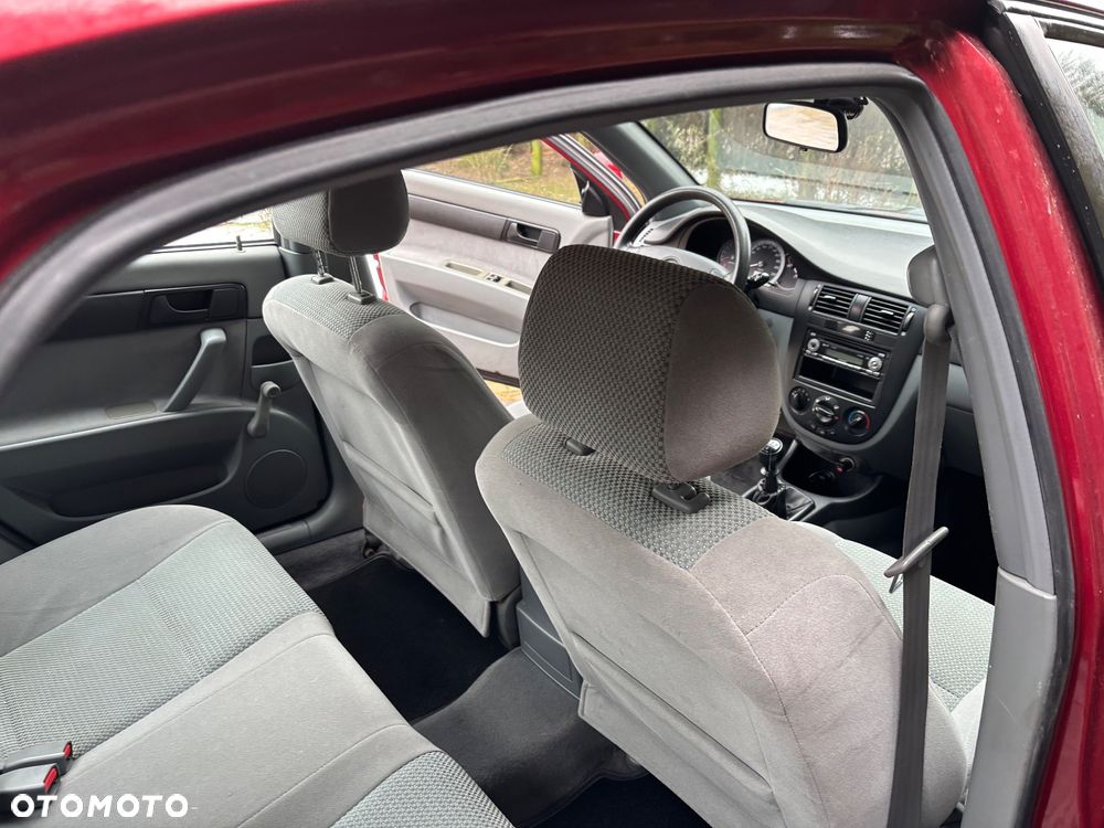 Chevrolet Lacetti - 10