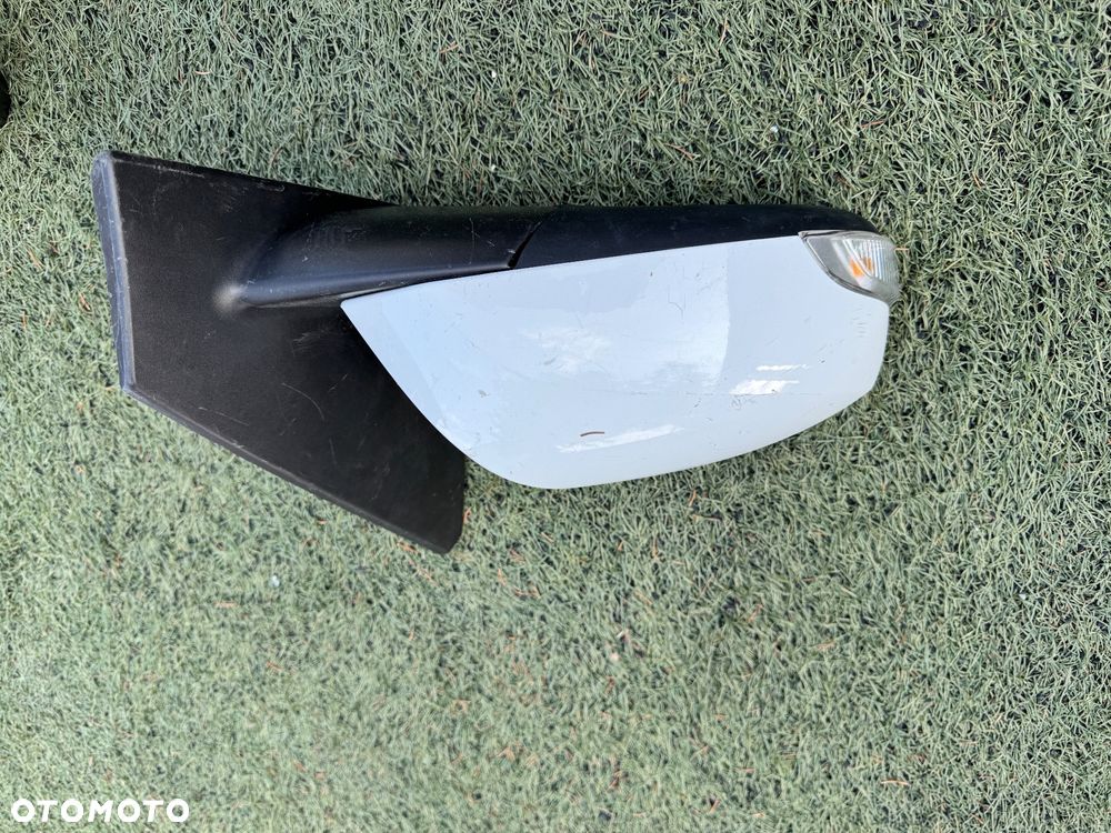 RENAULT MEGANE III LUSTERKO PRAWE 12523330 7 PIN - 2