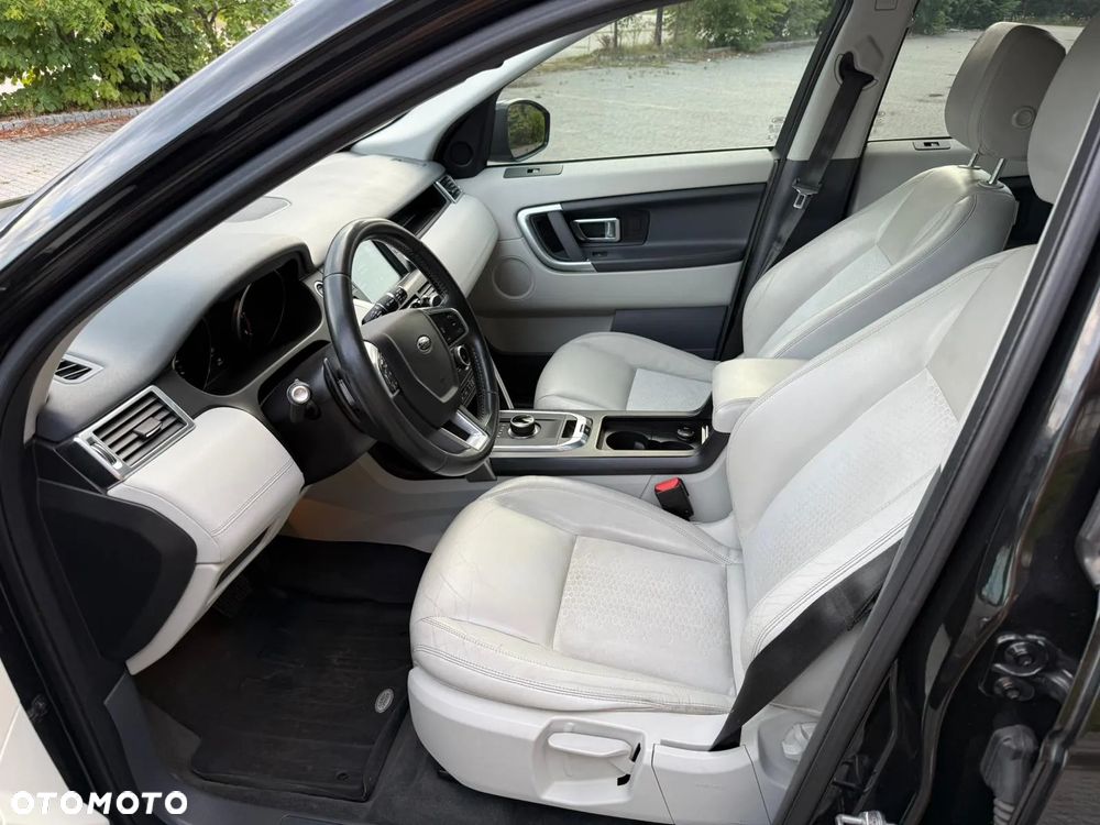 Land Rover Discovery Sport 2.0 TD4 HSE - 11