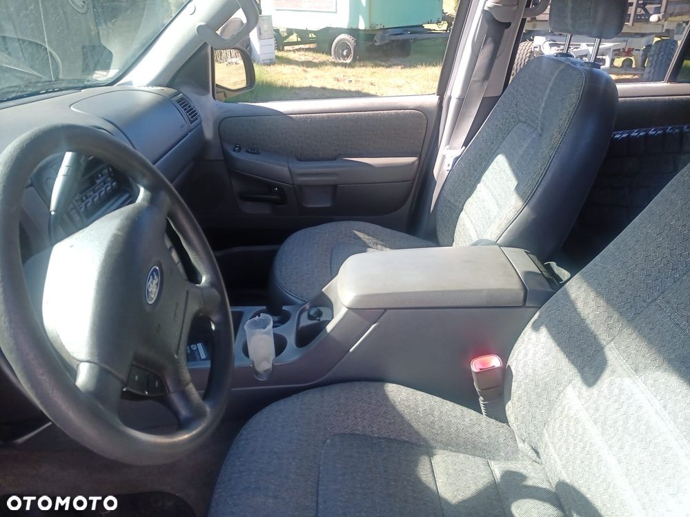 Ford Explorer 4.0 - 7