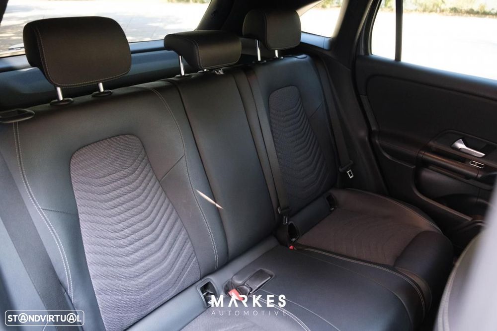 Mercedes-Benz GLA 250 e 8G-DCT Style - 34