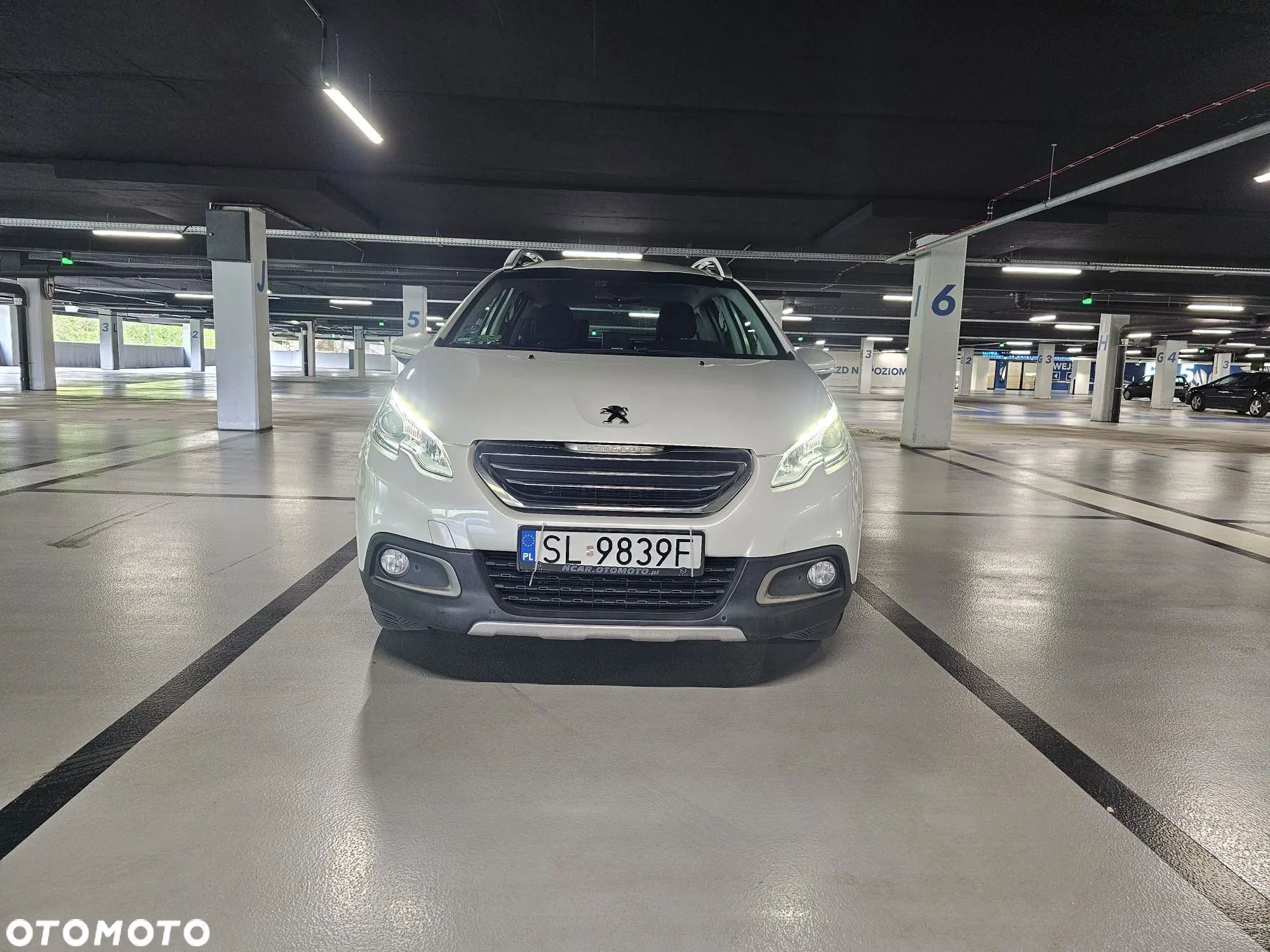 Peugeot 2008 - 4