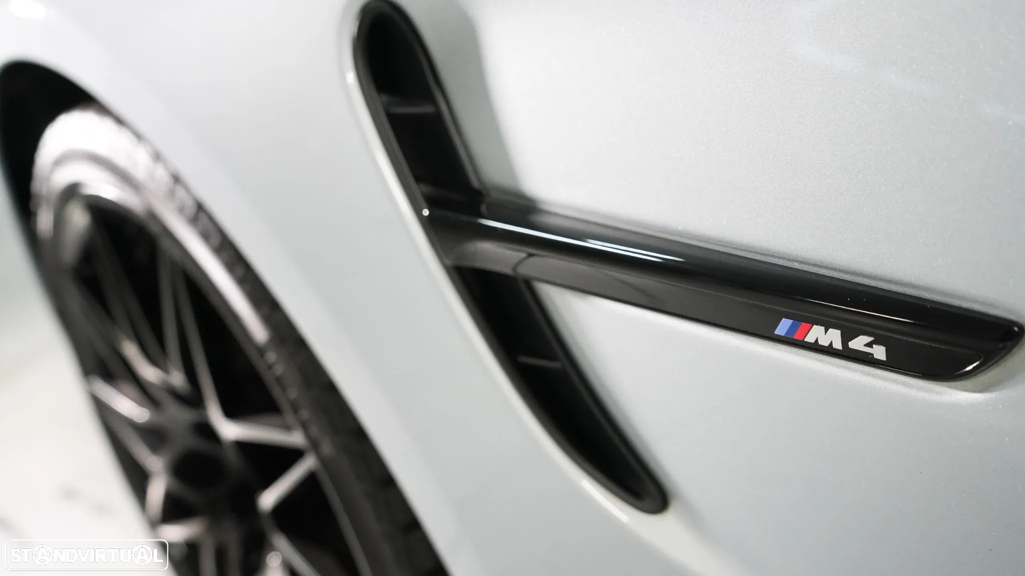 BMW M4 Coupe DKG Competition - 12