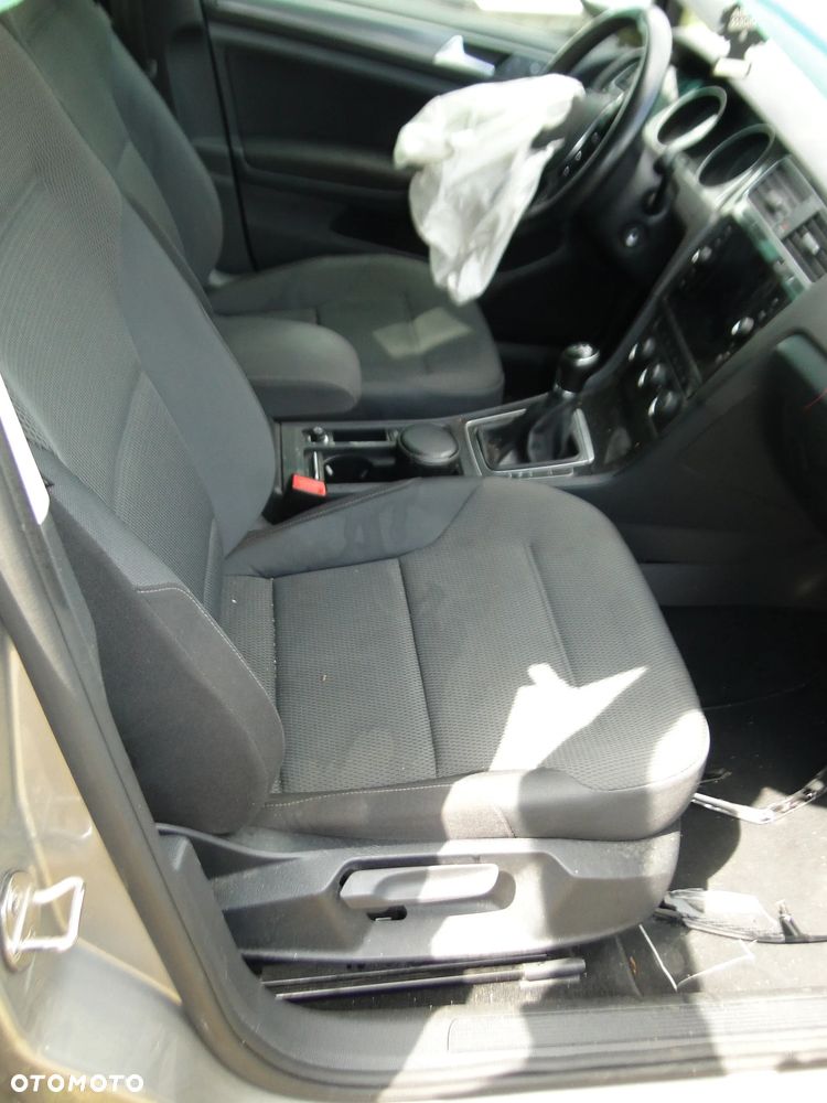 Volkswagen Golf 1.0 TSI Sound - 9