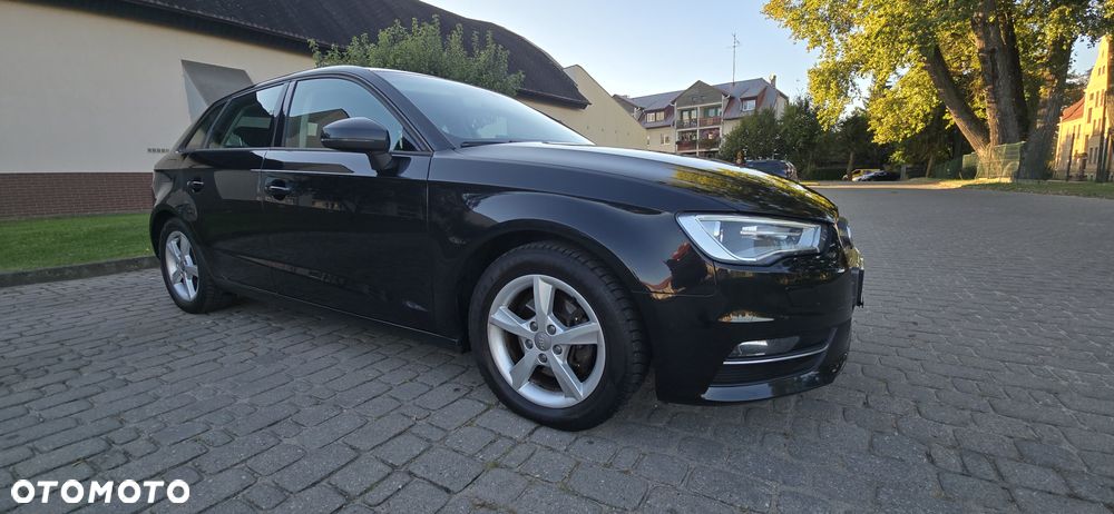 Audi A3 2.0 TDI (clean diesel) S tronic Attraction - 3