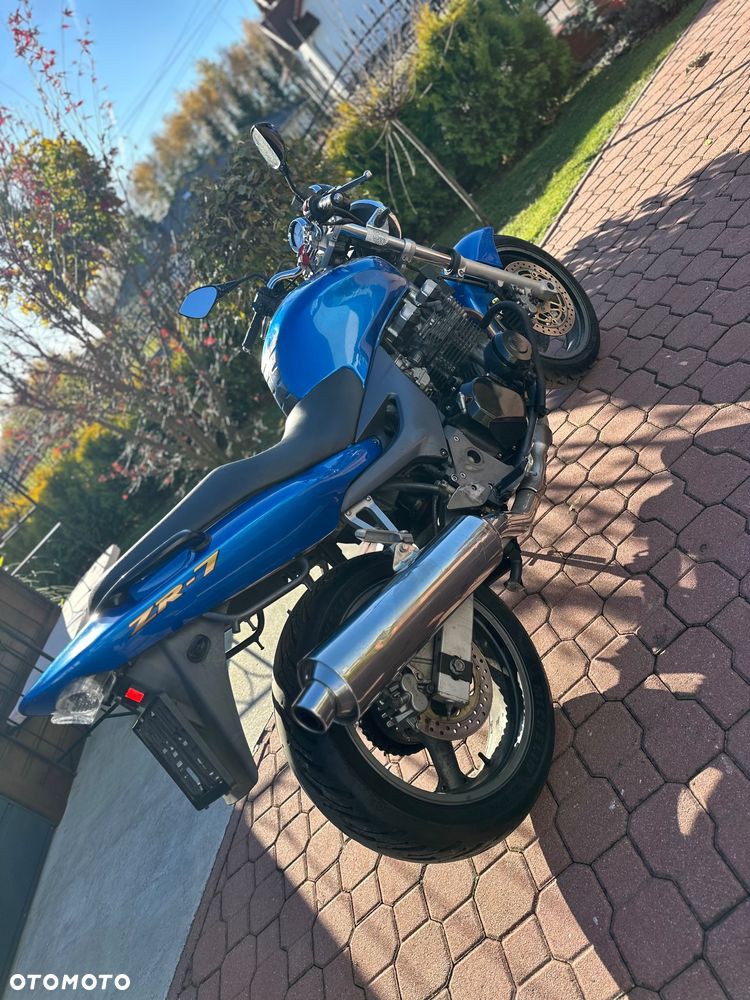 Kawasaki ZR - 4