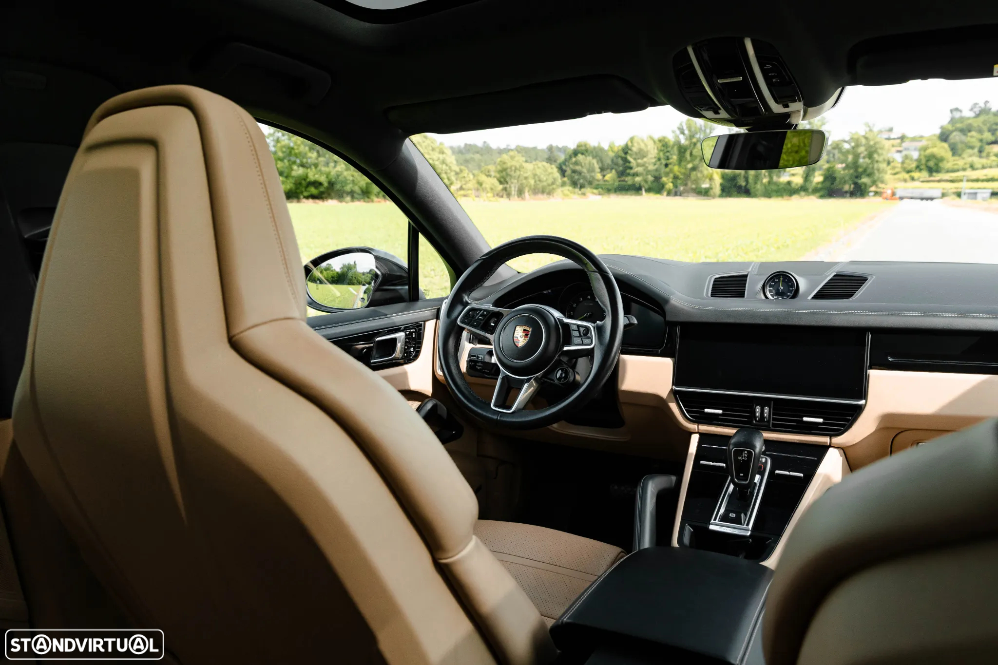 Porsche Cayenne Coupé E-Hybrid - 11