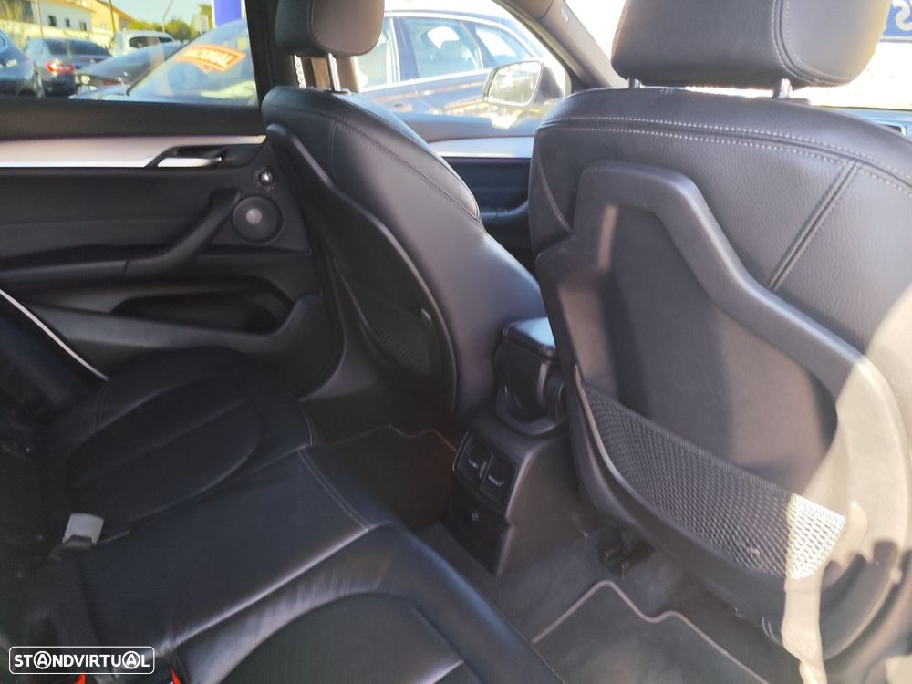 BMW X2 18 d sDrive Auto X Pack M - 17