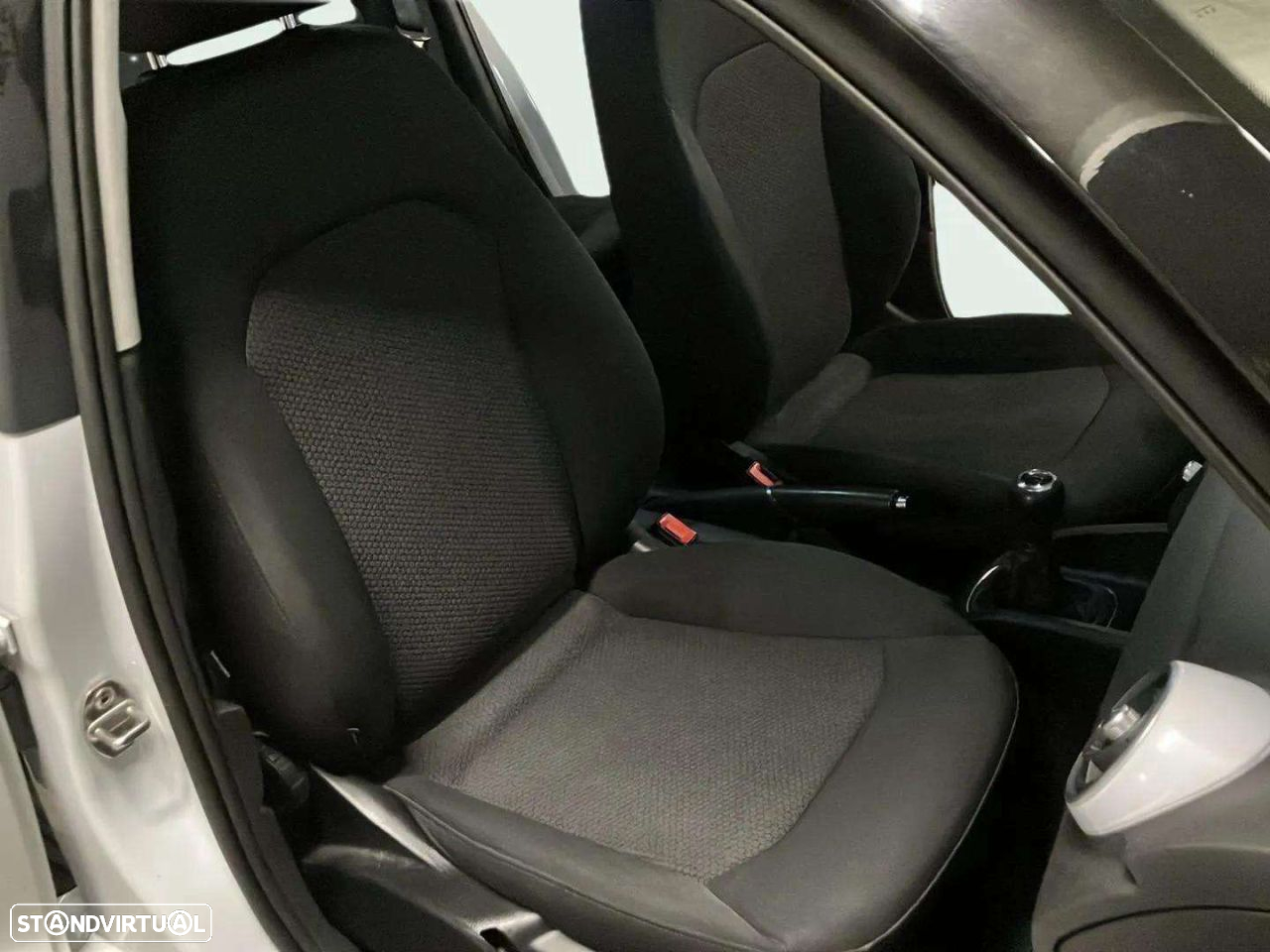 Audi A1 Sportback 1.6 TDI S-line - 13