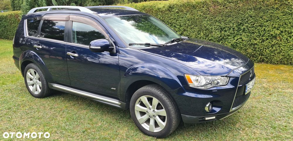 Mitsubishi Outlander 2.0 DID Intense + - 16