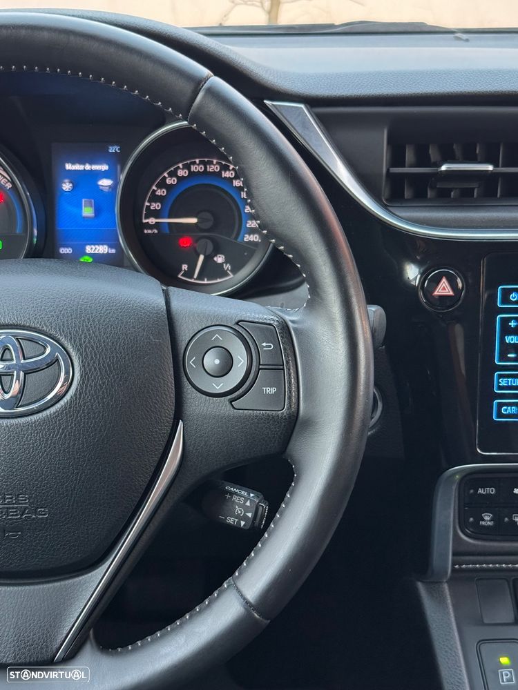 Toyota Auris 1.8 HSD Comfort+J17 - 18