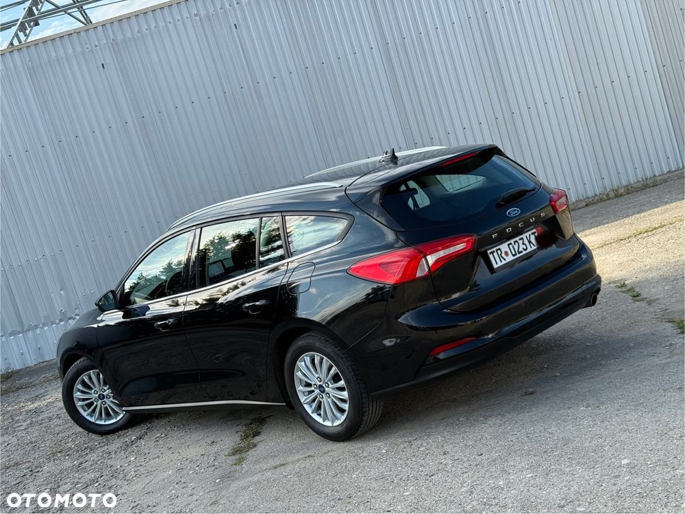 Ford Focus 1.5 EcoBlue Start-Stopp-System TITANIUM - 23