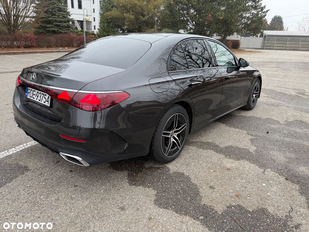Mercedes-Benz Klasa E 200 9G-TRONIC Edition AMG Line - 19