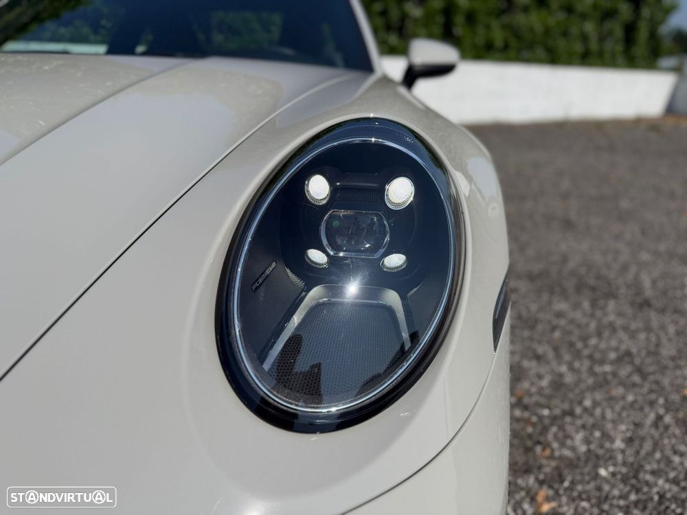 Porsche 911 Série G - 34