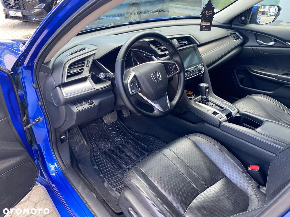 Honda Civic 1.5 i-VTEC Turbo CVT Executive - 9