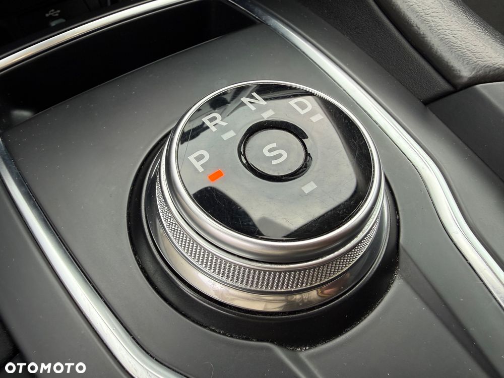 Ford Mondeo 2.0 TDCi Trend PowerShift - 23