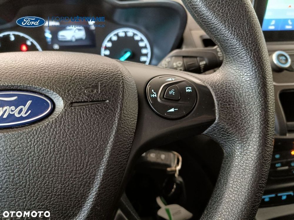Ford Transit Connect - 18