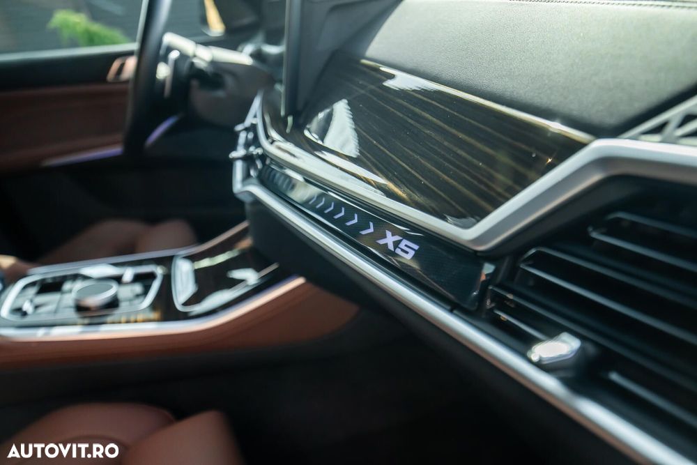 BMW X5 xDrive30d - 28