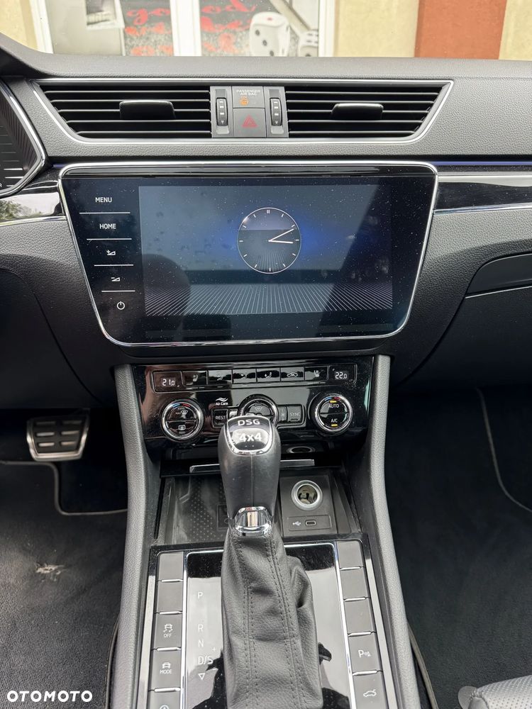 Skoda Superb 2.0 TSI 4x4 L&K DSG - 2