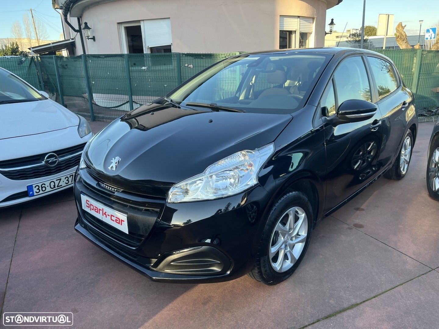 Peugeot 208 1.2 VTi Active - 1