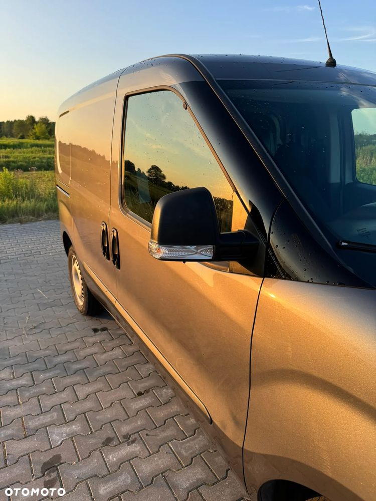 Fiat Doblo - 11