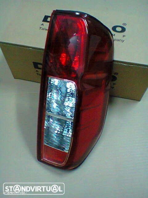 Farolins / farolim stop Nissan Navara D40 2005-2010 (novos) - 1
